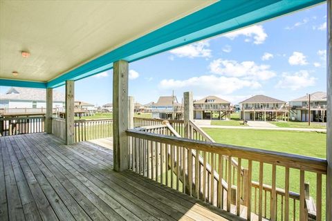 A home in Crystal Beach