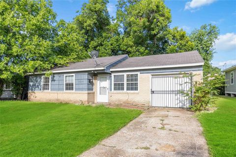 10522 Fairland Drive Houston TX 77051