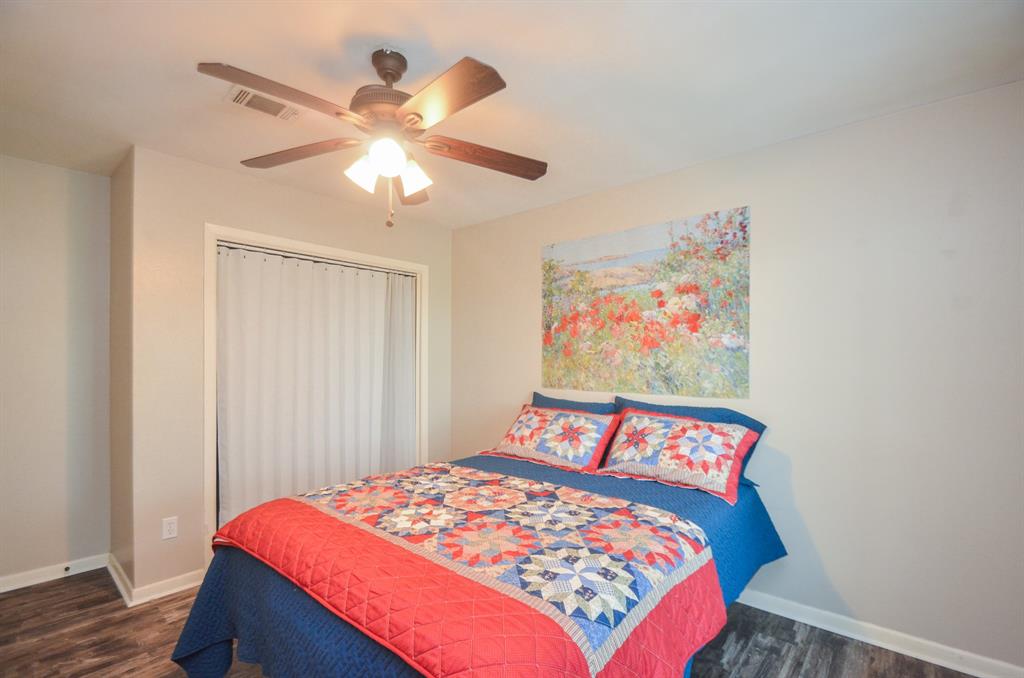 2719 Mustang Road, Alvin, Texas image 26