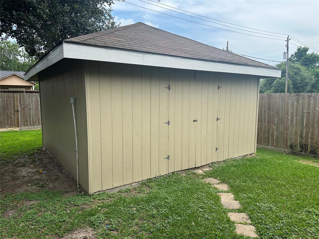 211 San Jacinto Street, La Porte, Texas image 25