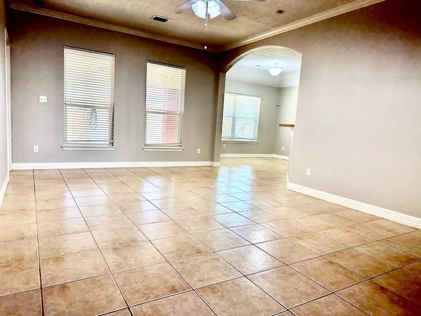 211 San Jacinto Street, La Porte, Texas image 3