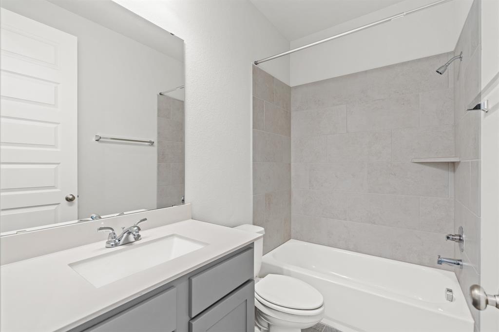 20806 Gray Percheron Lane, Tomball, Texas image 33