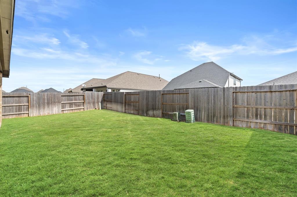 20806 Gray Percheron Lane, Tomball, Texas image 38