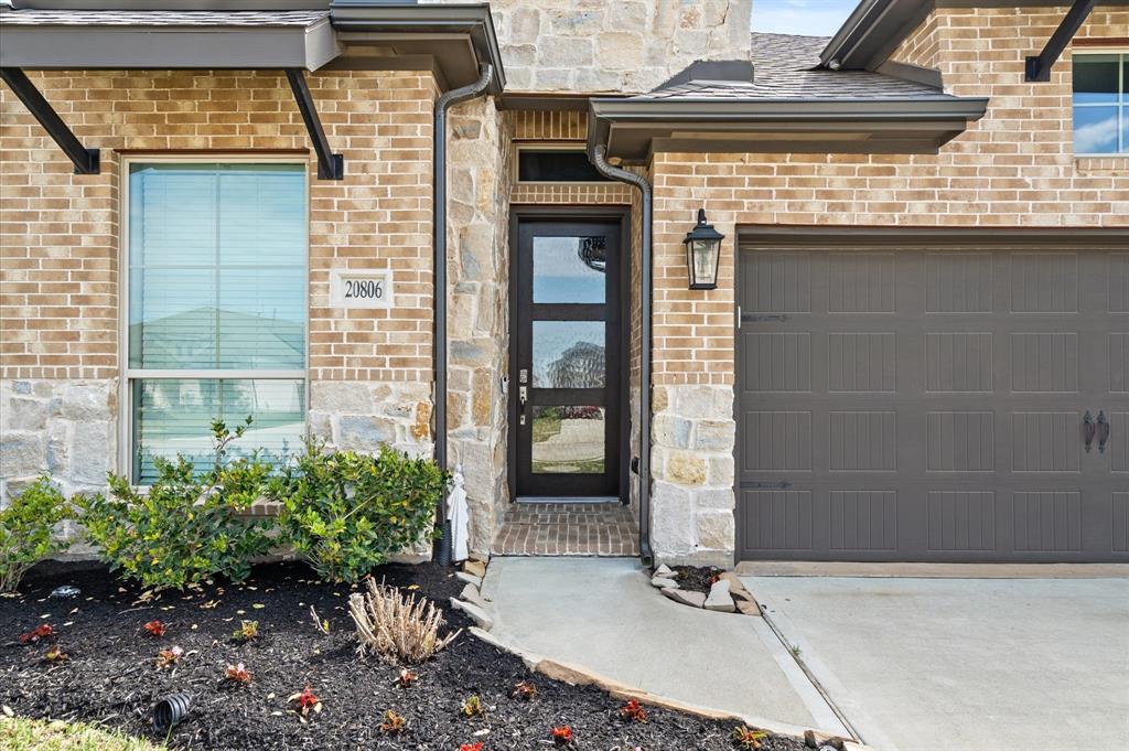 20806 Gray Percheron Lane, Tomball, Texas image 3