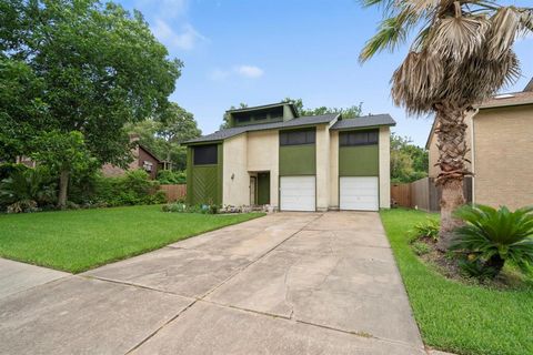 A home in La Porte