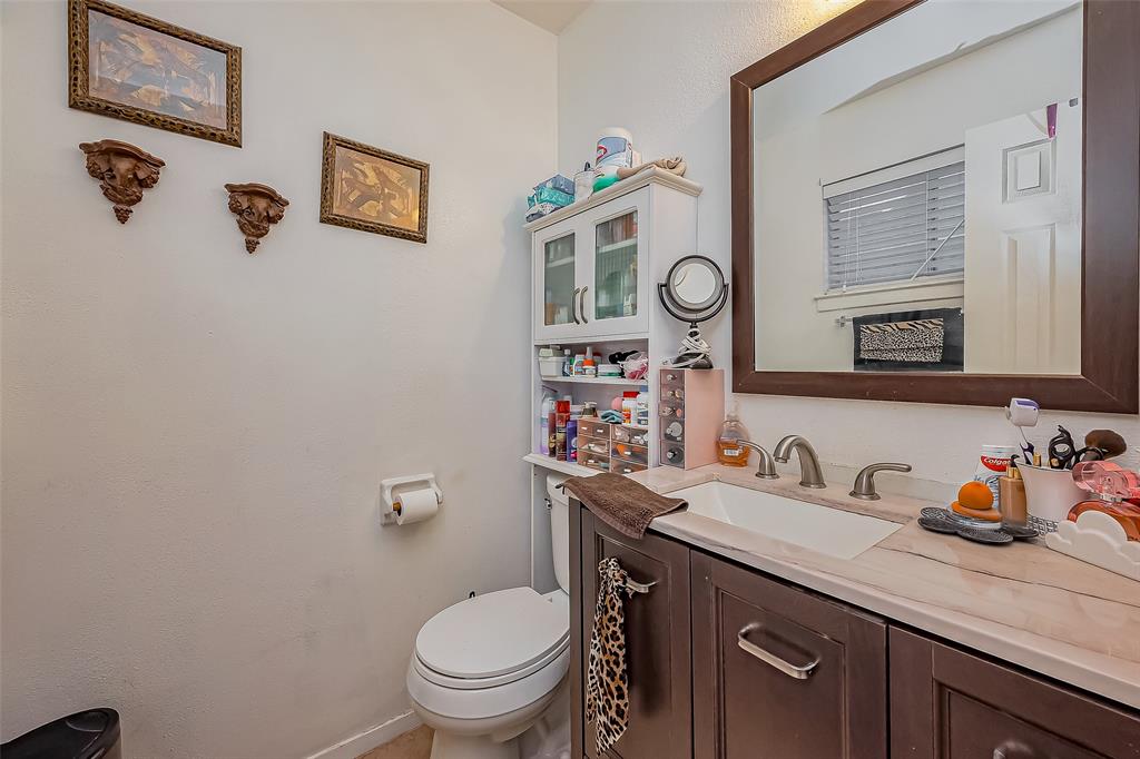 1210 E Brown Lane, Deer Park, Texas image 19