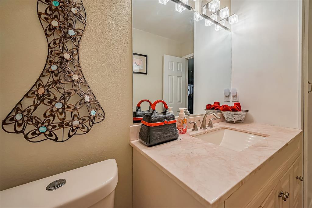 1210 E Brown Lane, Deer Park, Texas image 25