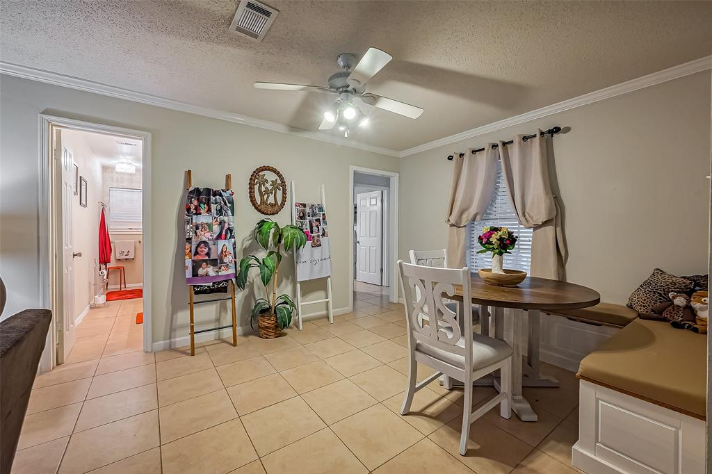 1210 E Brown Lane, Deer Park, Texas image 7