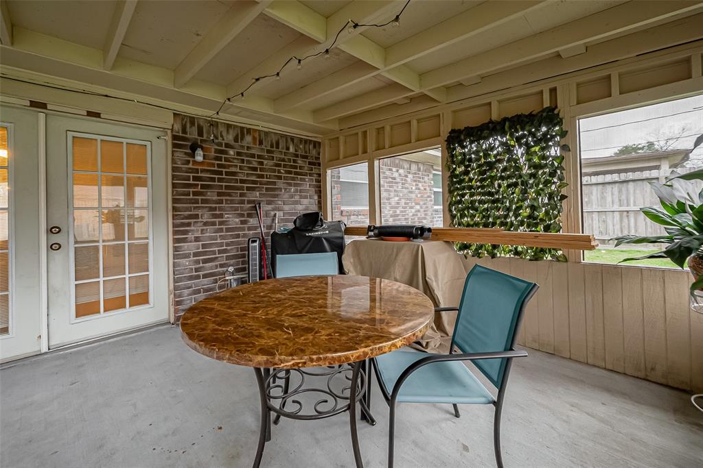 1210 E Brown Lane, Deer Park, Texas image 28