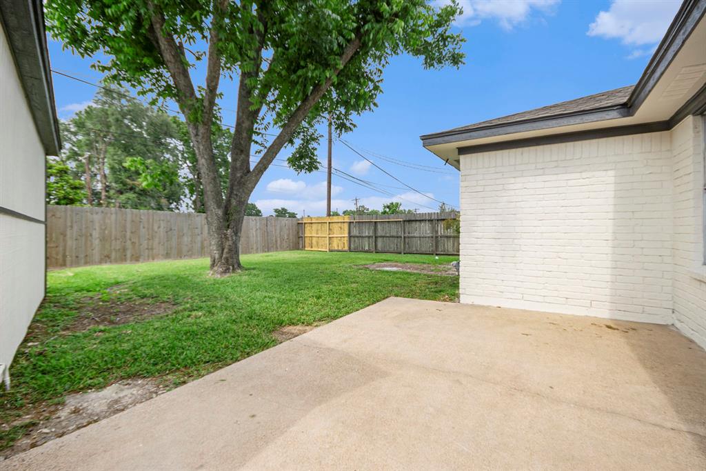 742 Yale Lane, Deer Park, Texas image 12