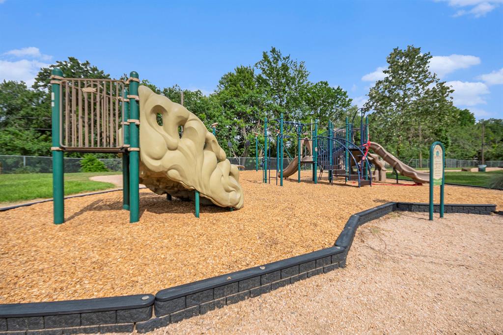 742 Yale Lane, Deer Park, Texas image 19