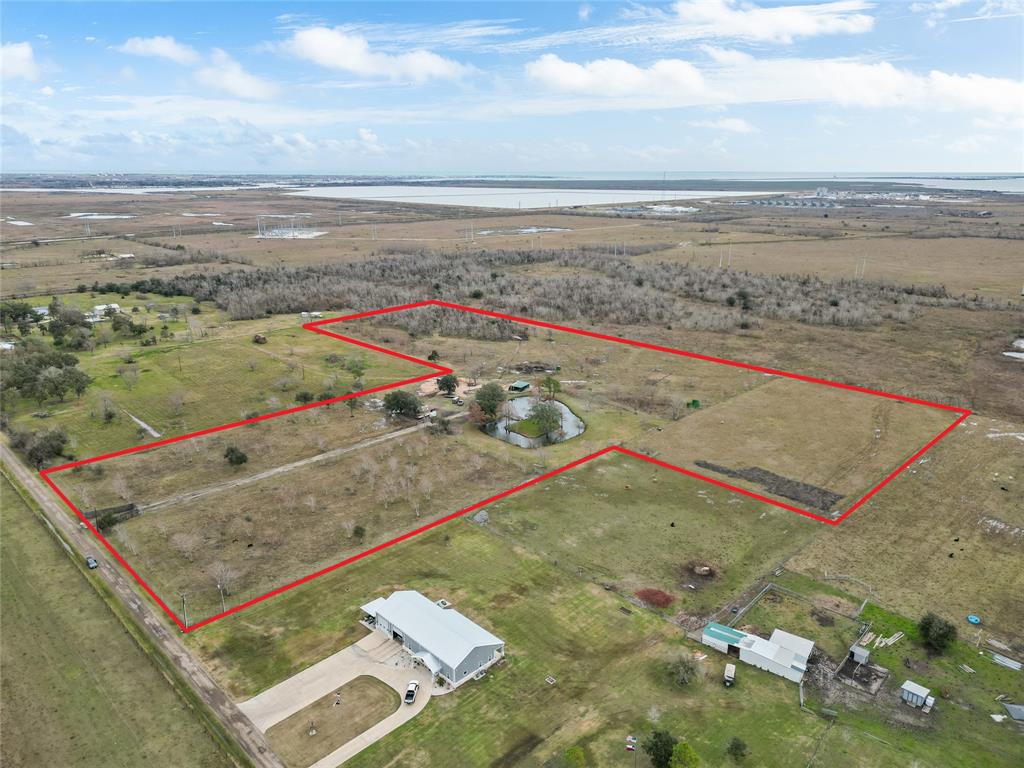 S Humble Camp Road, Dickinson, Texas image 11