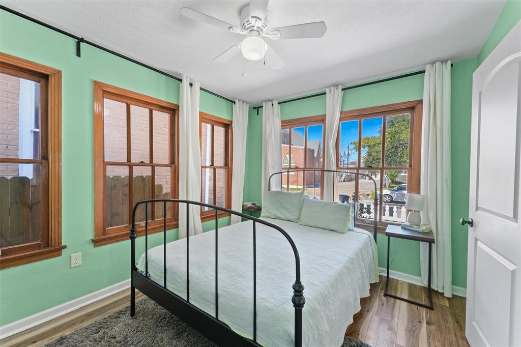 2907 Avenue M 1/2, Galveston, Texas image 13