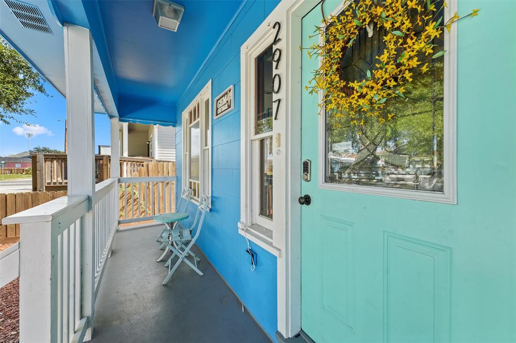 2907 Avenue M 1/2, Galveston, Texas image 4