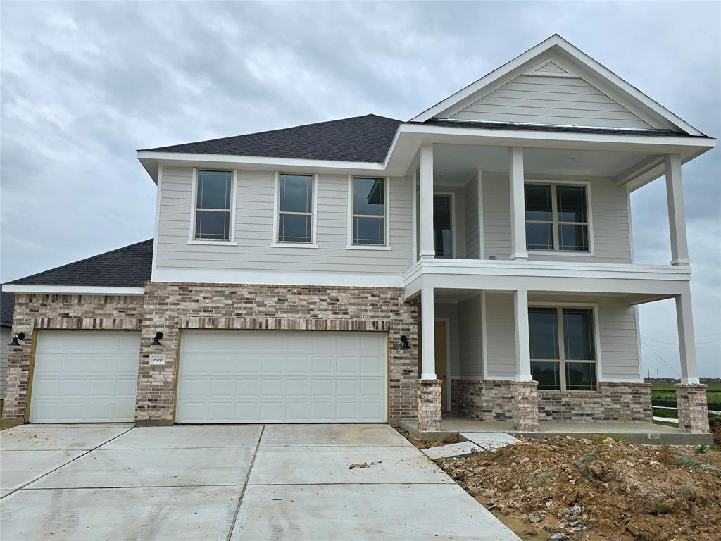 600 Golden Aster Boulevard, Waller, Texas image 2