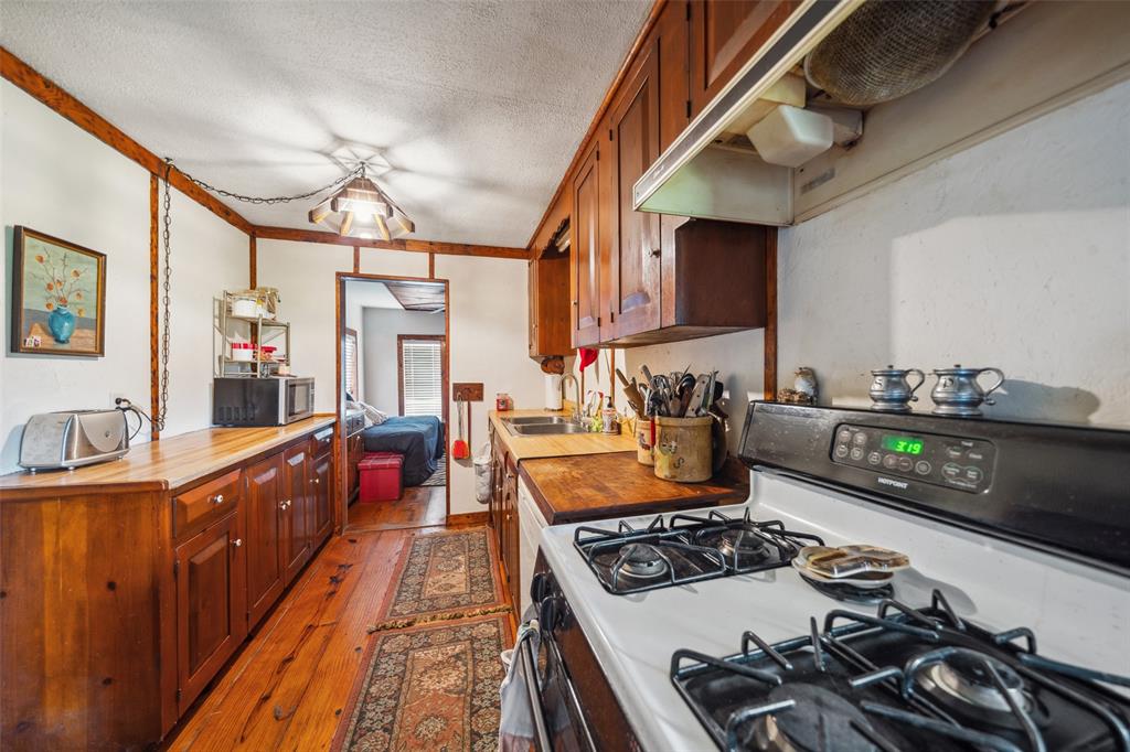 25826 Mitchell Road, Hempstead, Texas image 39