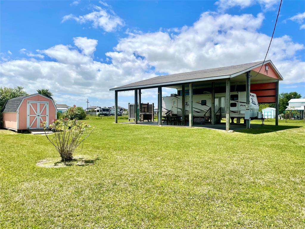 1139 Diamond Road, Crystal Beach, Texas image 8