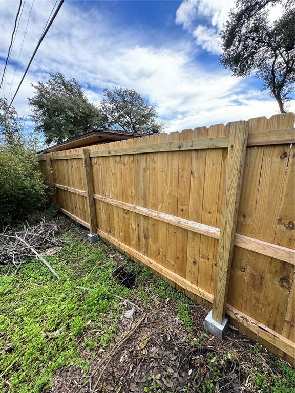 1700 Florida Street, Baytown, Texas image 8