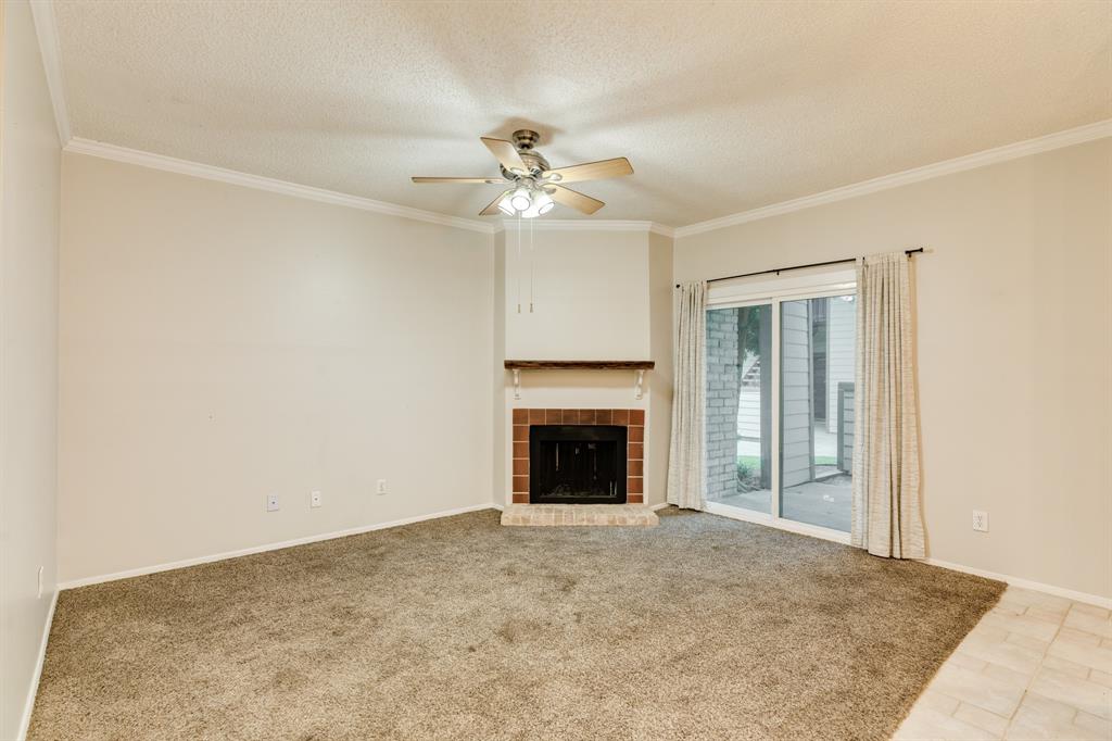 7041 N Holiday Drive, Galveston, Texas image 7