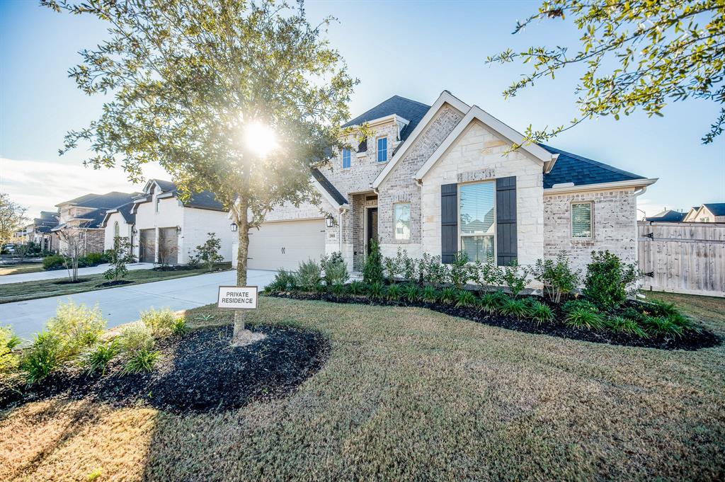 29831 Blooming Iris Lane