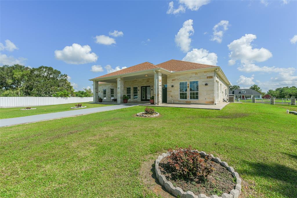 13933 Patricia Lane #CR377, Alvin, Texas image 5