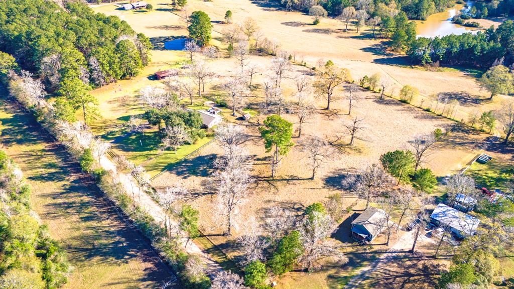 808 Castlewood Road, Livingston, Texas image 35