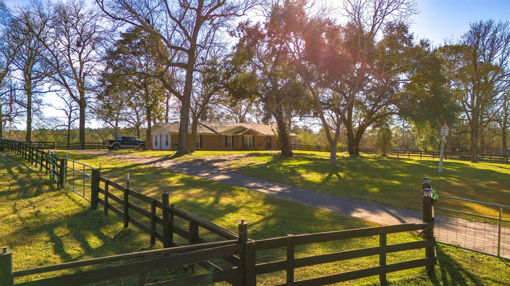 808 Castlewood Road, Livingston, Texas image 22