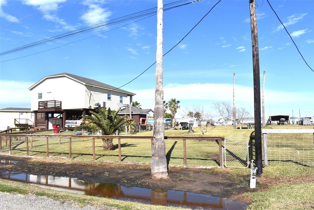 1197 County Road 202, Sargent, Texas image 3