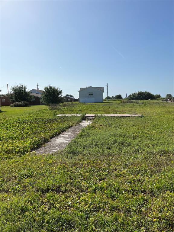 516 Overton Avenue, Port Bolivar, Texas image 3