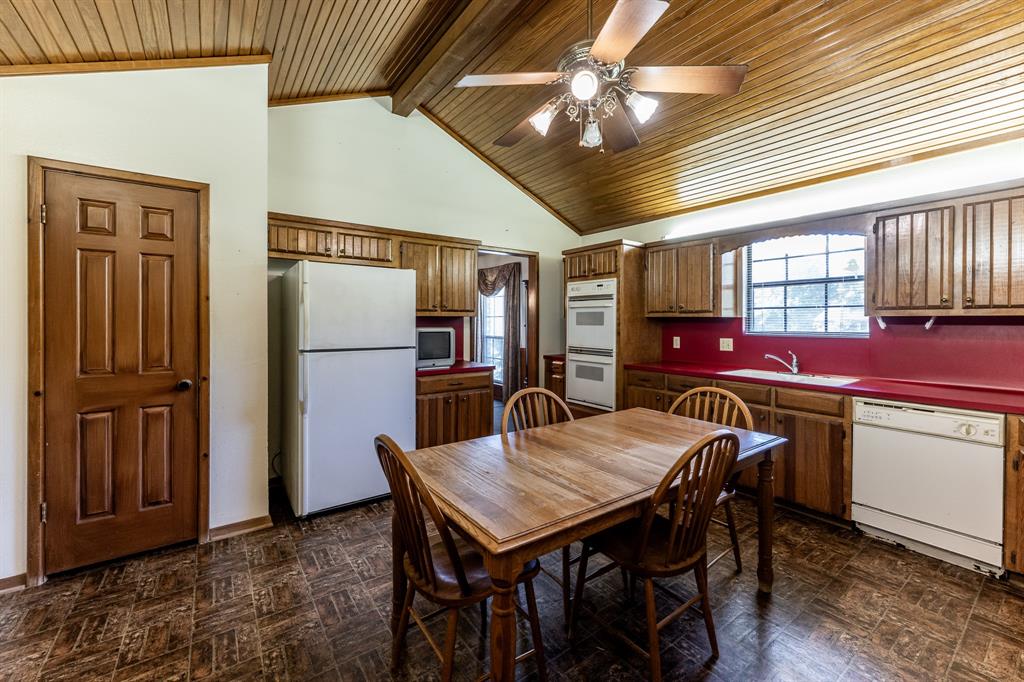 17 Briar Meadow Mdw, Huntsville, Texas image 10