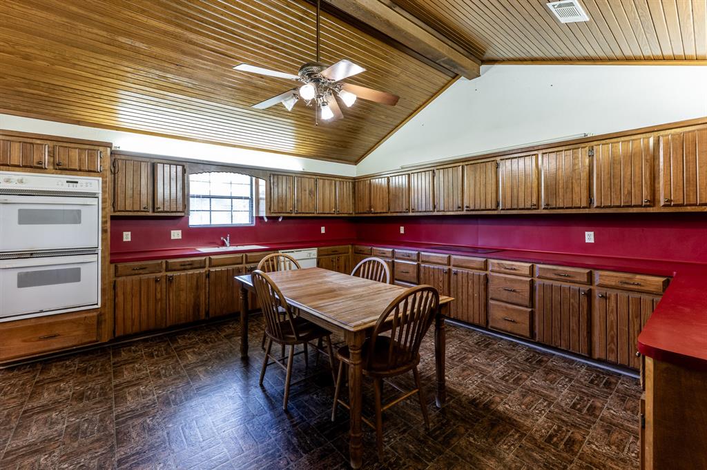 17 Briar Meadow Mdw, Huntsville, Texas image 9