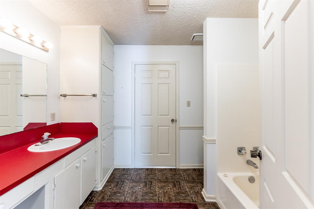 17 Briar Meadow Mdw, Huntsville, Texas image 22
