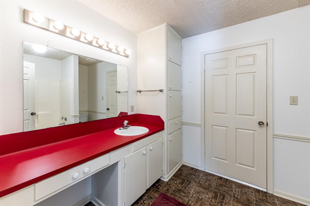 17 Briar Meadow Mdw, Huntsville, Texas image 21