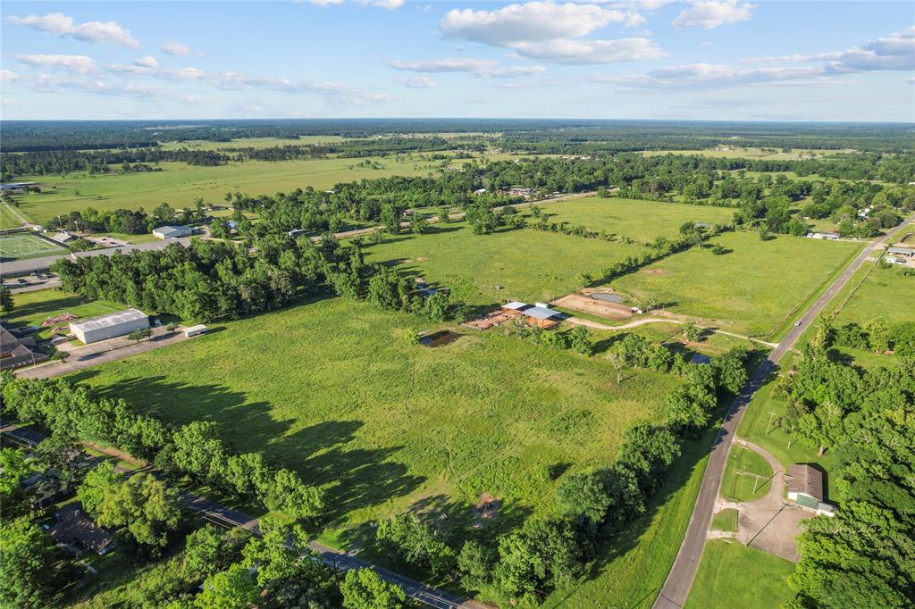 391 County Road 2010, Hardin, Texas image 4