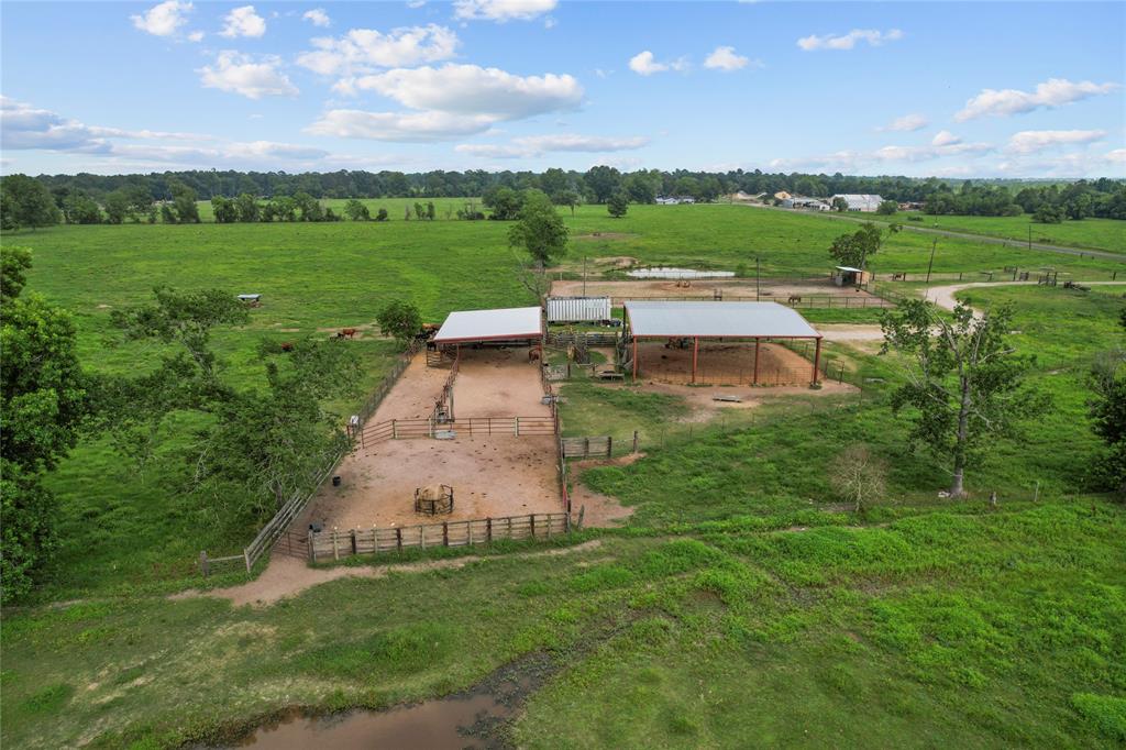 391 County Road 2010, Hardin, Texas image 5
