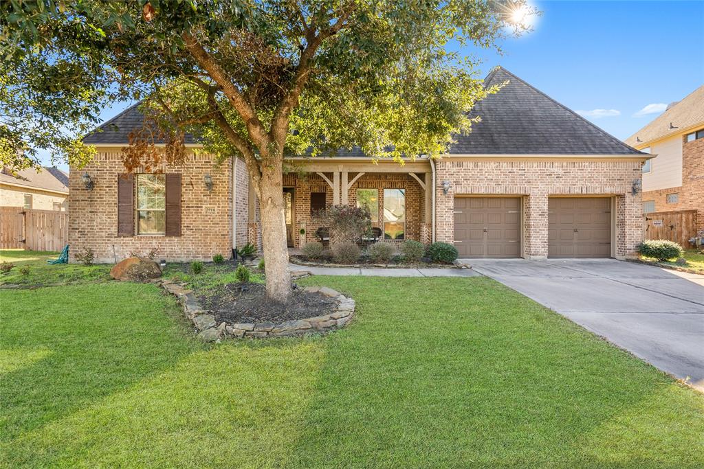 3914 Cliff Speria Court, Manvel, Texas image 1