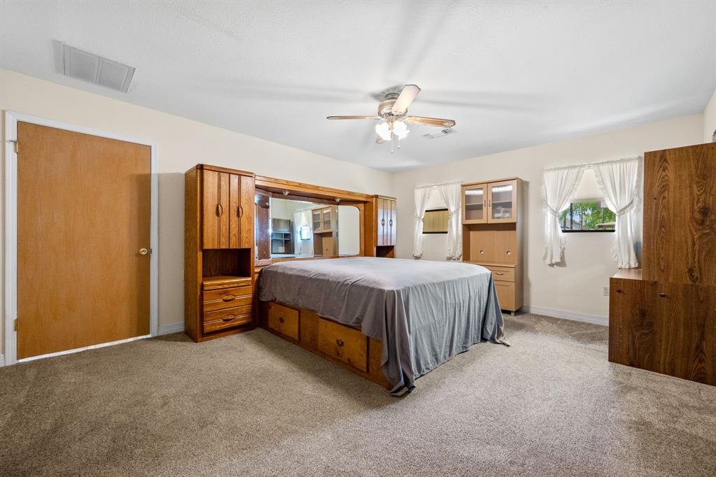 134 Woodpecker, Livingston, Texas image 15