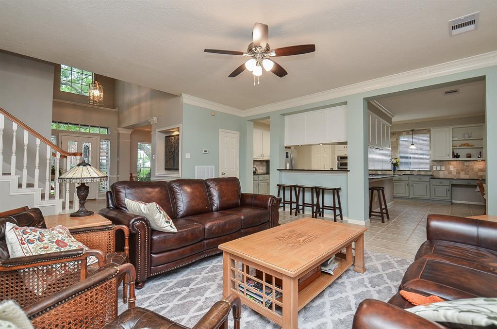 3510 S Lake Village Drive, Katy, Texas image 17