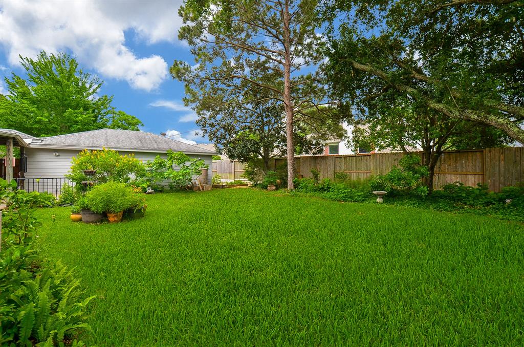 3510 S Lake Village Drive, Katy, Texas image 41