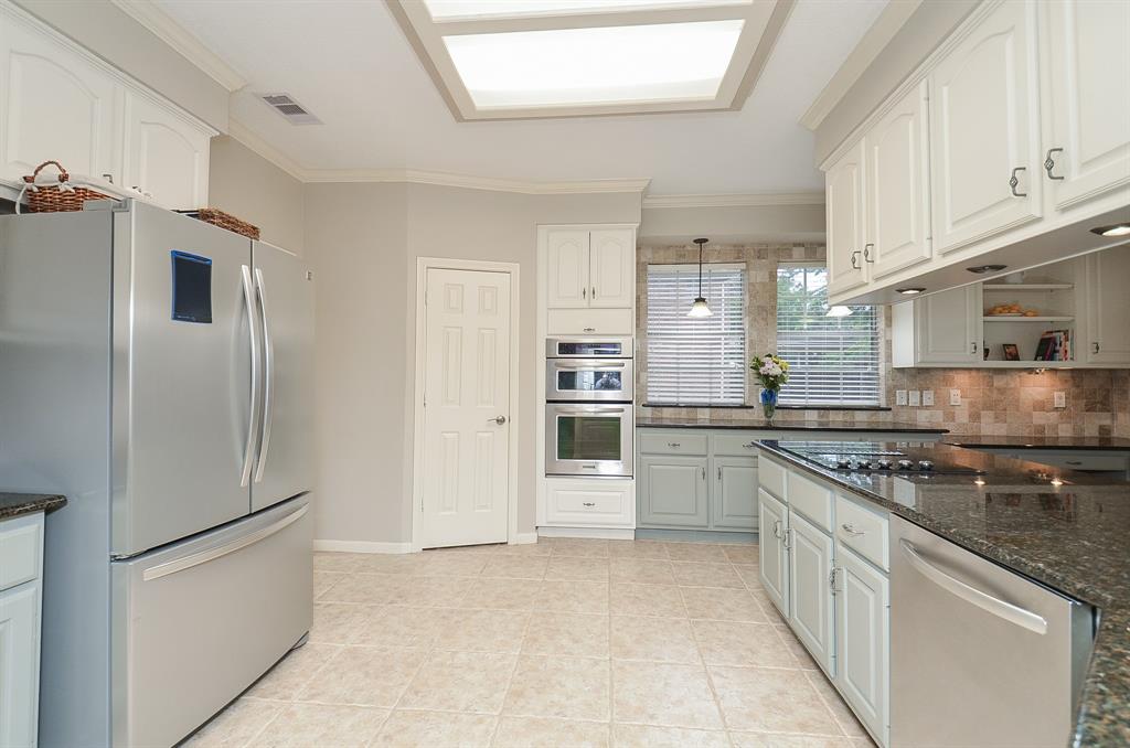 3510 S Lake Village Drive, Katy, Texas image 18