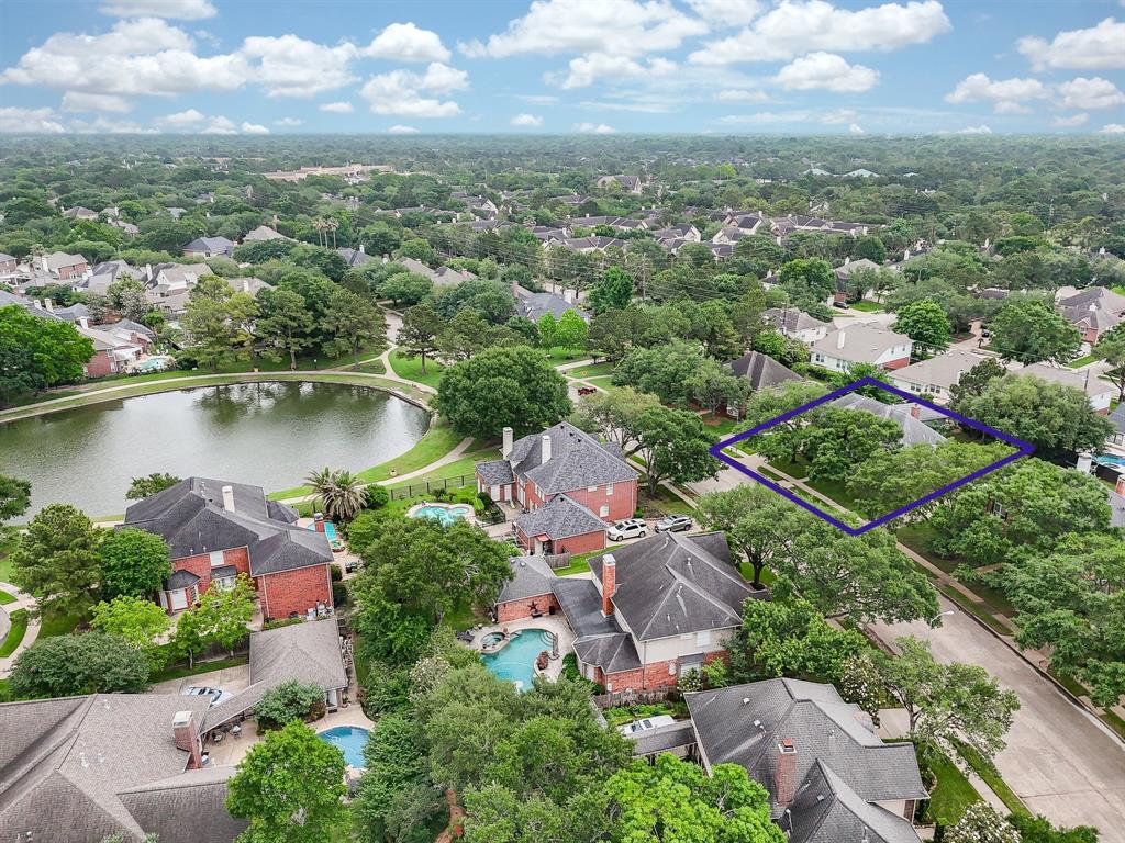 3510 S Lake Village Drive, Katy, Texas image 44