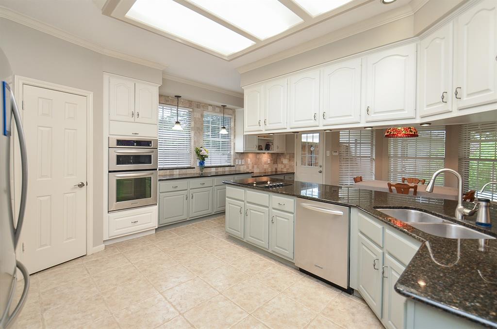 3510 S Lake Village Drive, Katy, Texas image 19