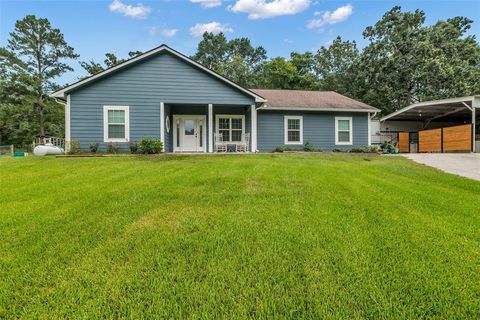 Photo of 66 Everitt Lane, Coldspring, TX 77331 (MLS # 62182839) Photo of 66 Everitt Lane, Coldspring, TX 77331 (MLS # 62182839)