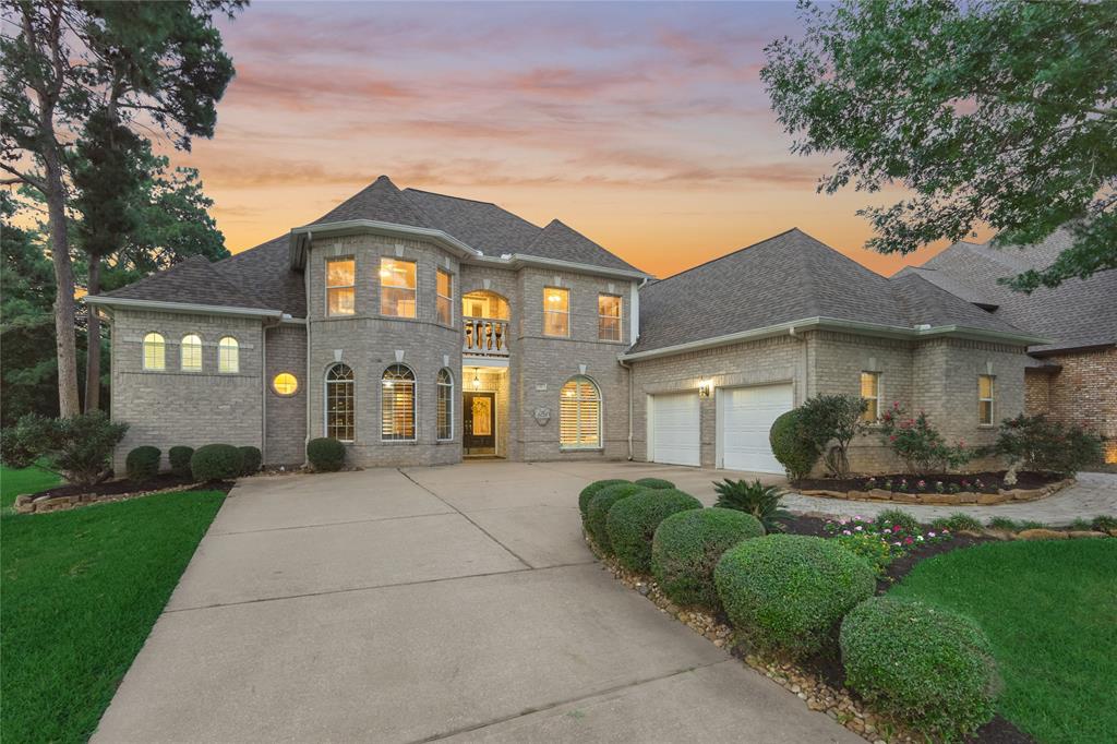 17 Bentwood Drive, Montgomery, Texas image 5