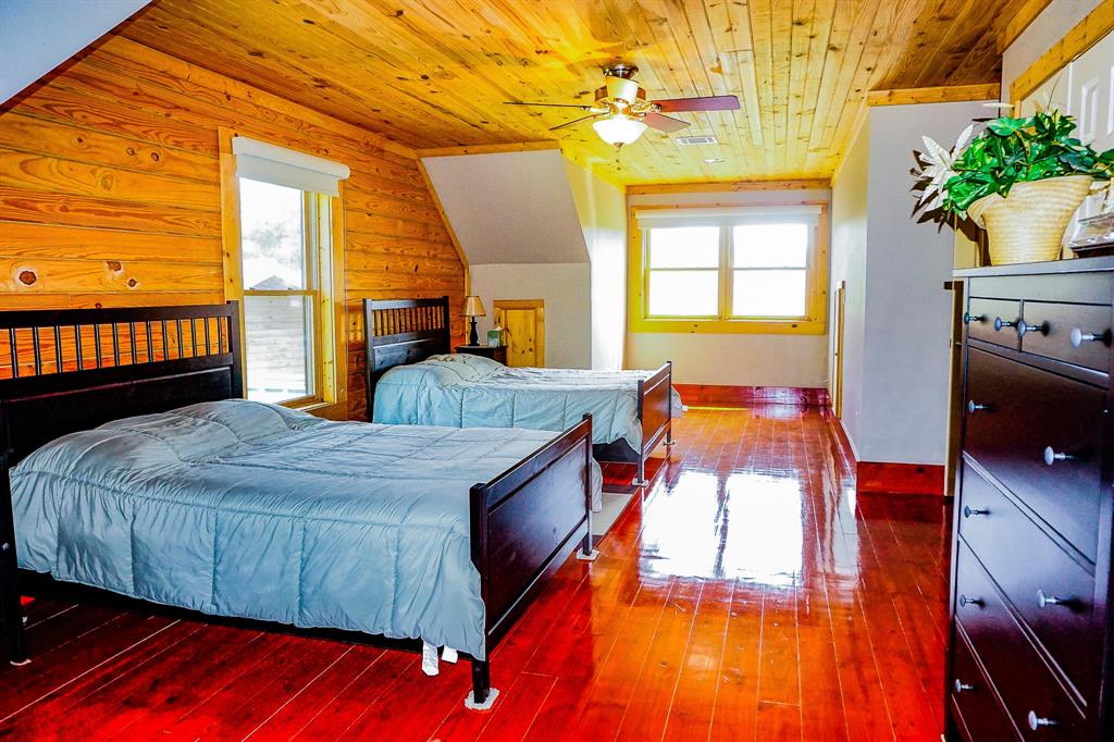 8786 State Highway 75, Huntsville, Texas image 27