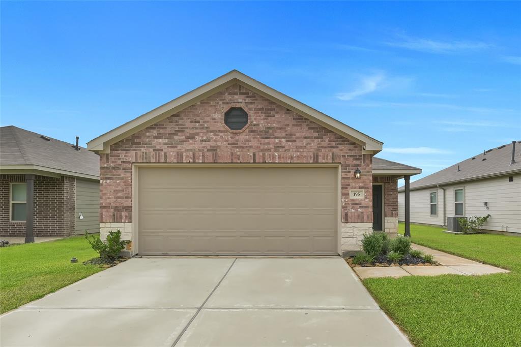 195 Bellewood Manor Drive, Magnolia, Texas image 20