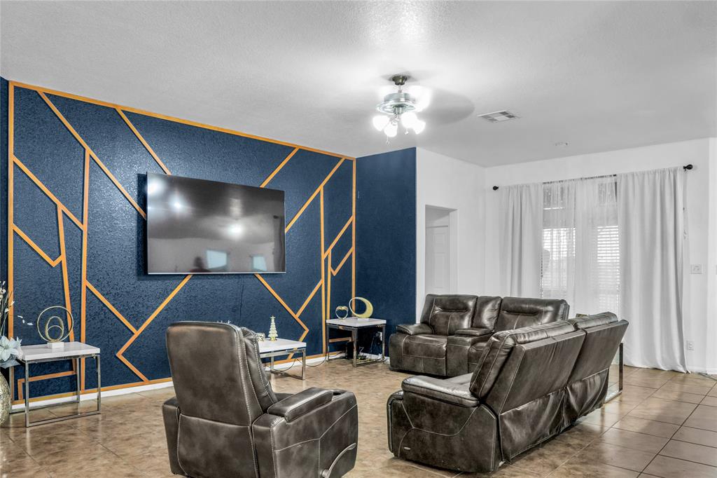 2914 Tulip Tree Trail, Rosenberg, Texas image 13