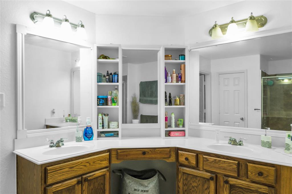 2914 Tulip Tree Trail, Rosenberg, Texas image 21