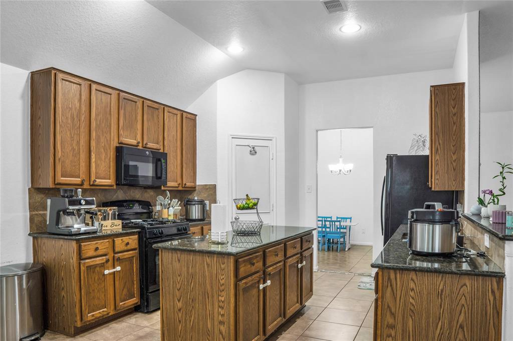2914 Tulip Tree Trail, Rosenberg, Texas image 16