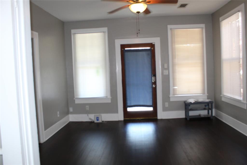 2918 Avenue O 1/2, Galveston, Texas image 4